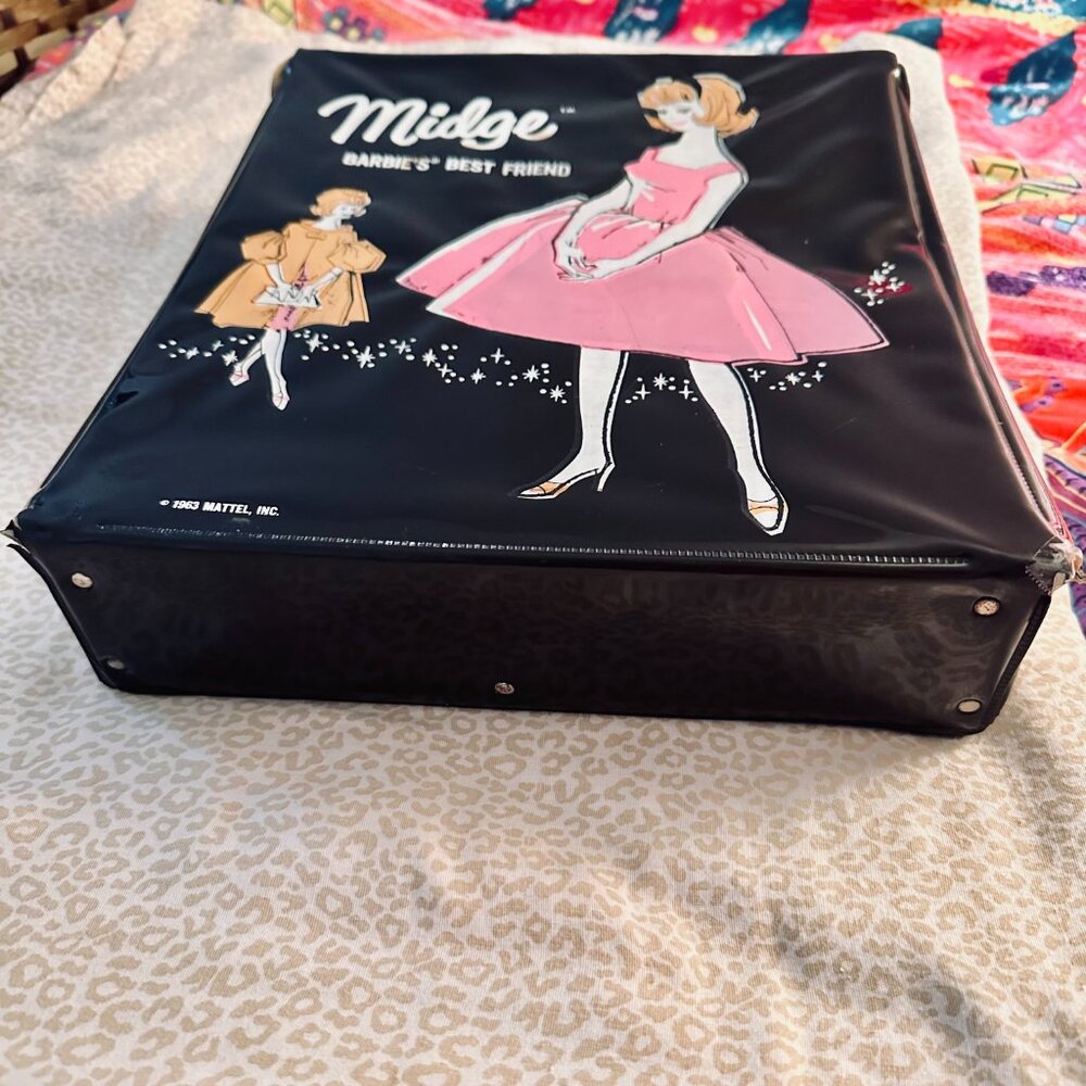 Vintage 1960's Midge doll with case, outfits and accessories - Picture 9 of 11